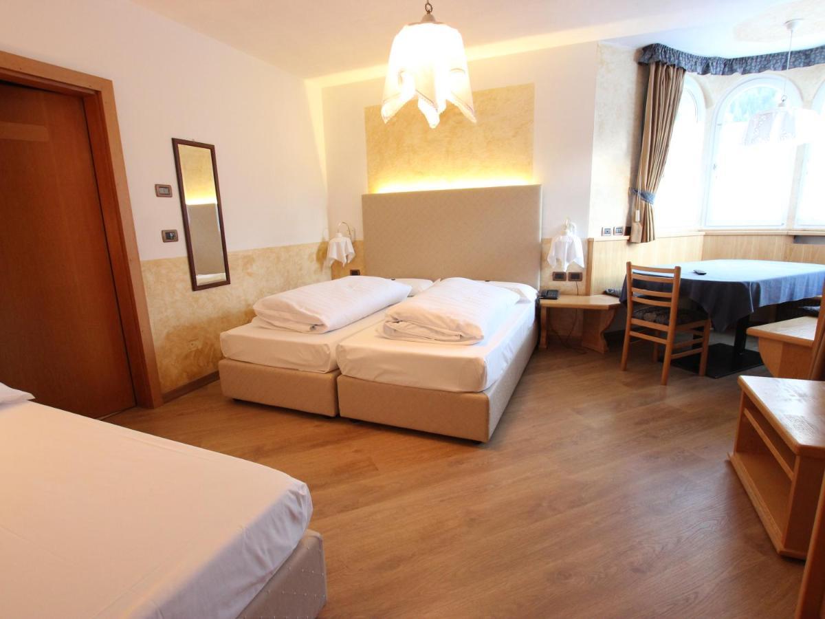 Hotel Rosalpina Soraga Εξωτερικό φωτογραφία