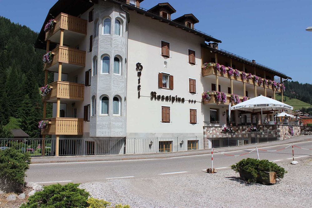 Hotel Rosalpina Soraga Εξωτερικό φωτογραφία
